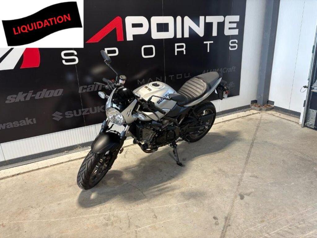 Moto routière/cruiser Suzuki  2023 à vendre