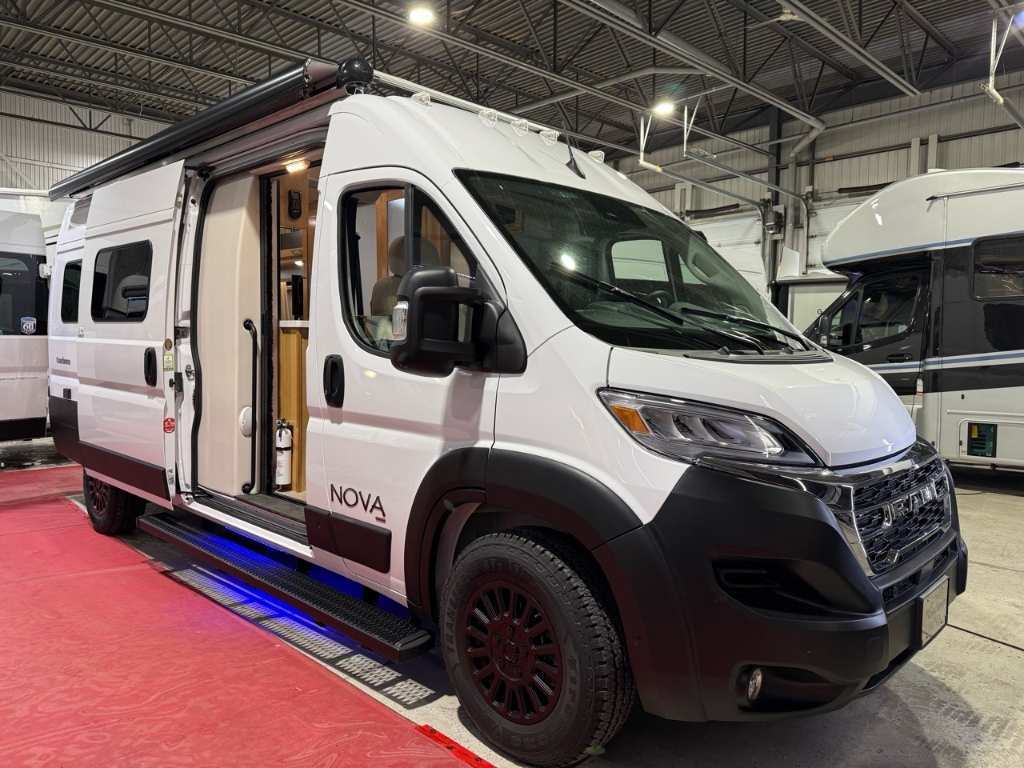 VR Classe B Coachmen  2025 à vendre