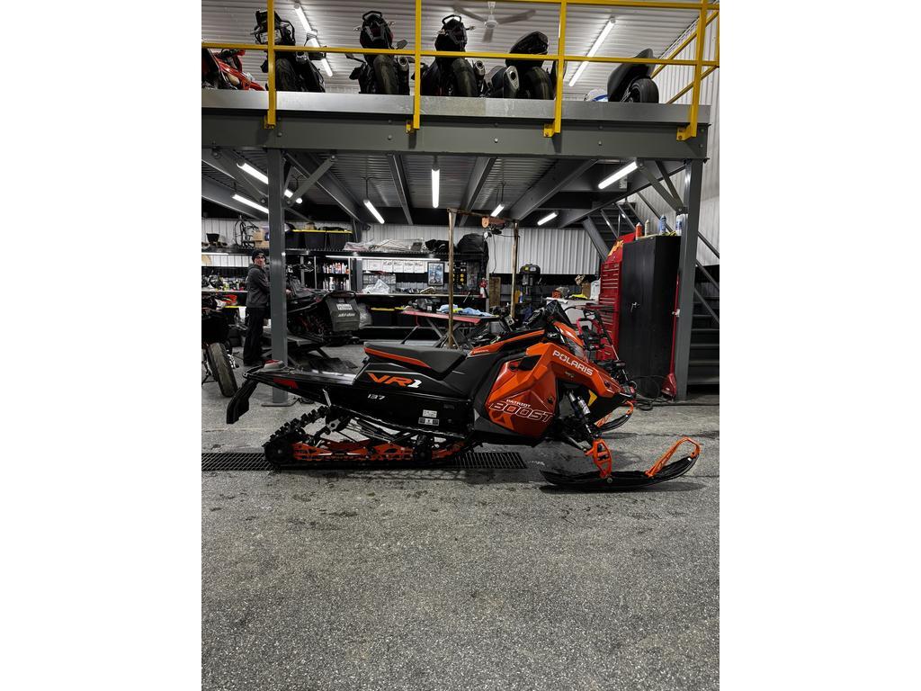 Motoneige Polaris  2024 à vendre