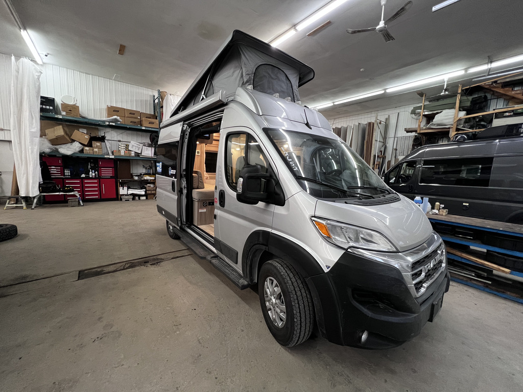 VR Classe B Thor Motor Coach  2024 à vendre