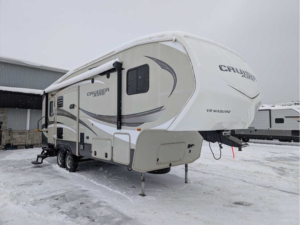Caravane à sellette Cruiser Aire  2016 à vendre