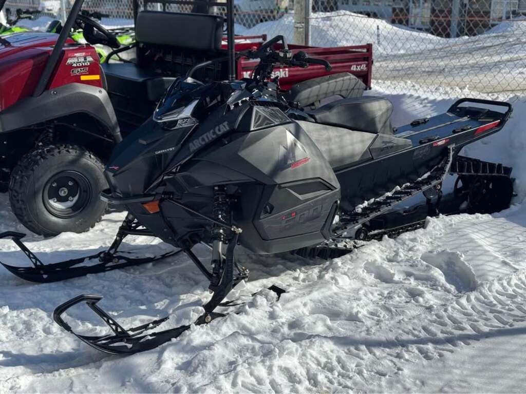 Motoneige Arctic Cat  2025 à vendre