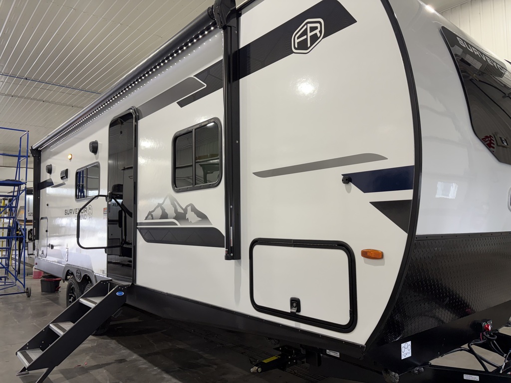 Roulotte Surveyor  2026 à vendre