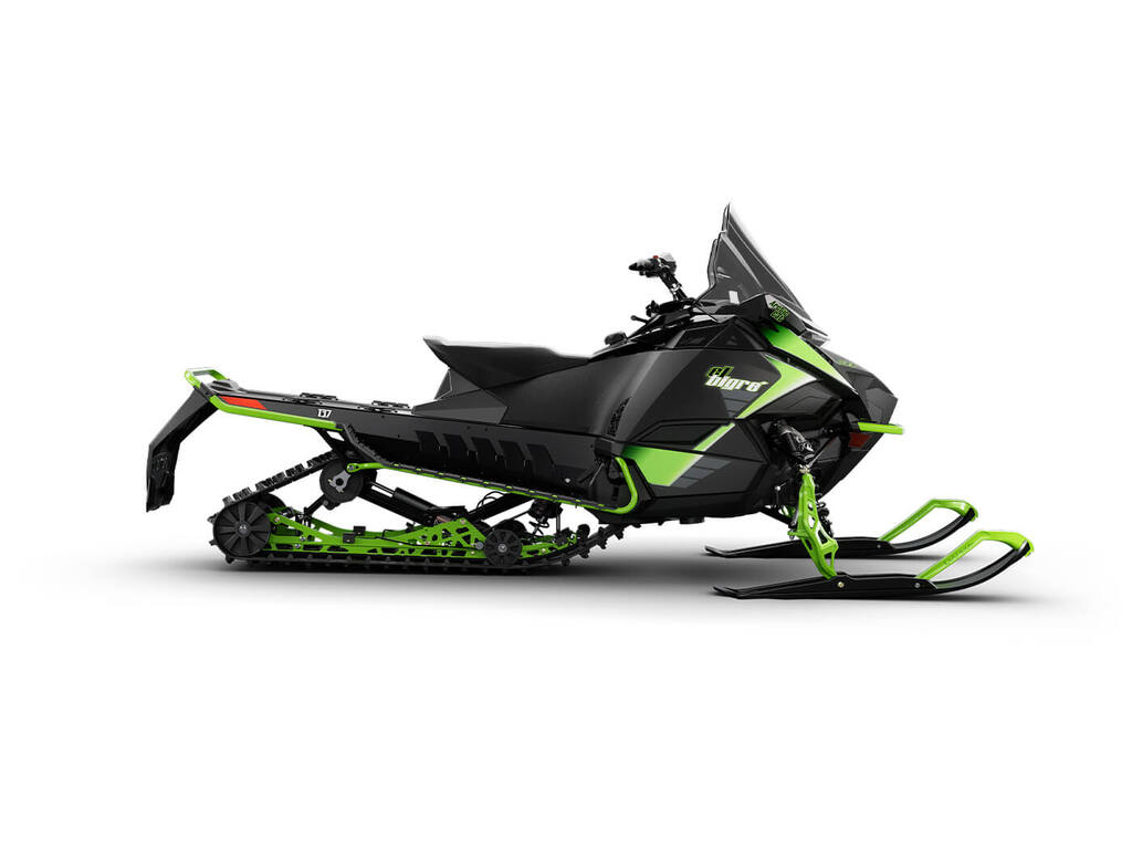 Motoneige Arctic Cat  2027 à vendre