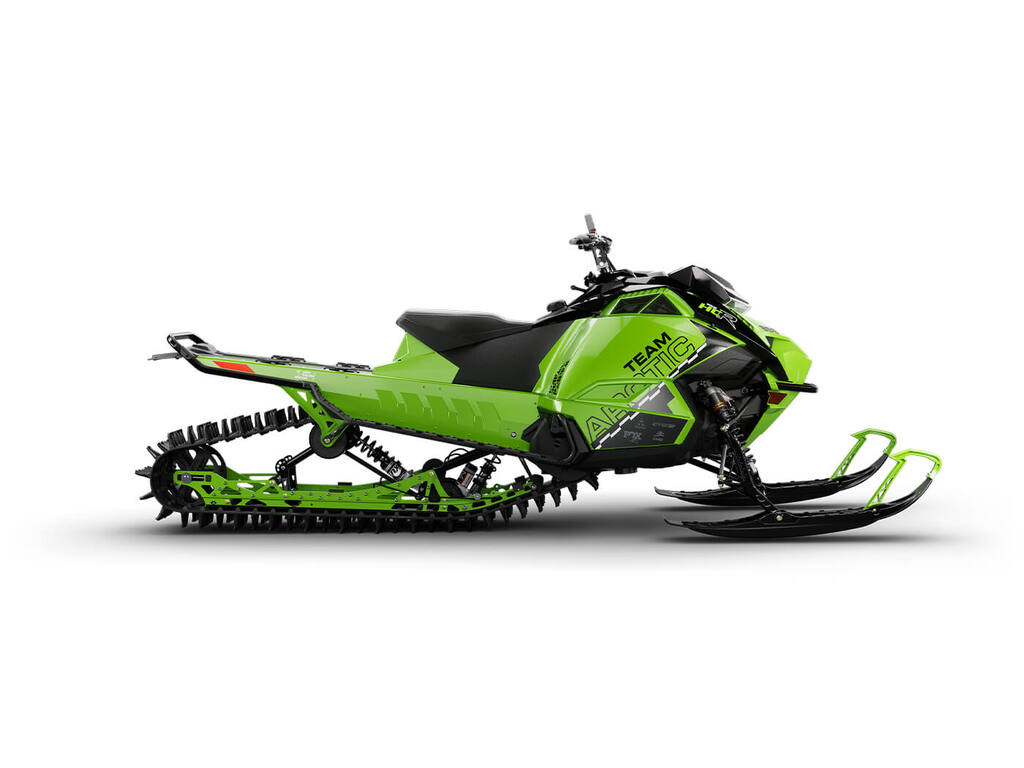 Motoneige Arctic Cat  2027 à vendre
