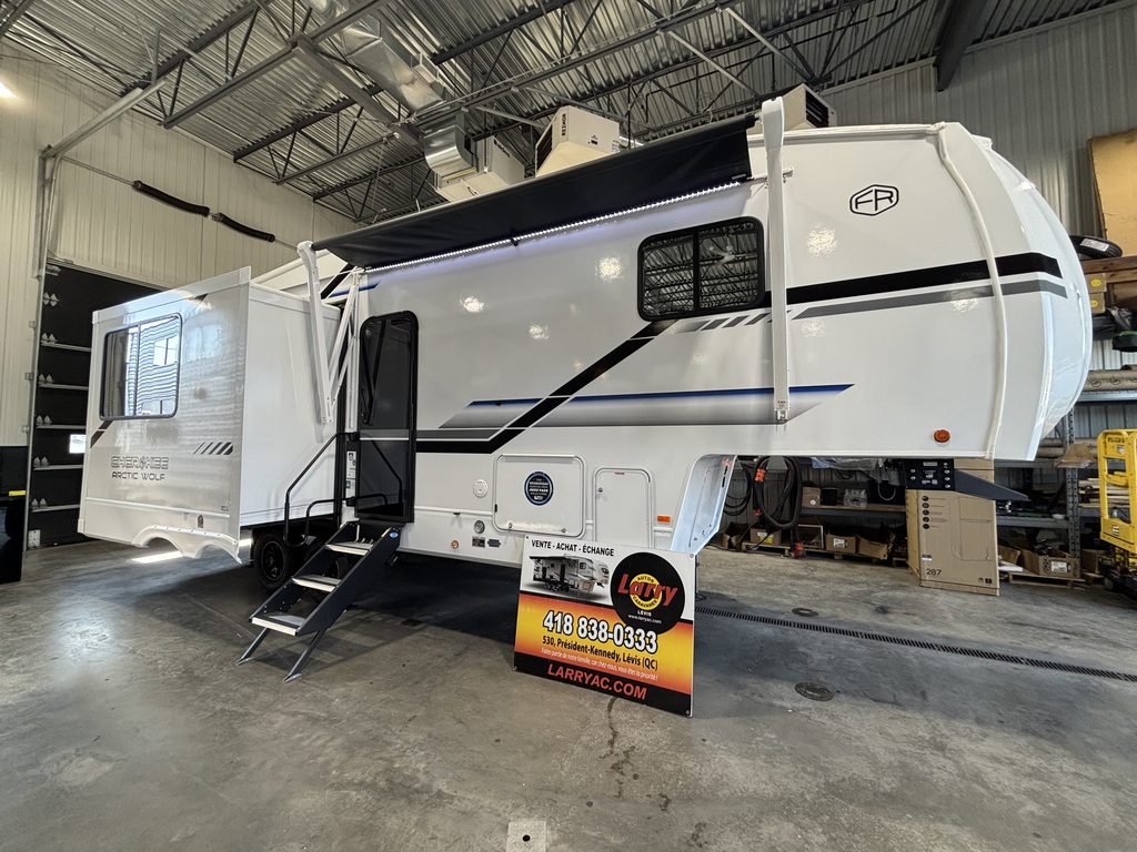 Caravane à sellette Arctic Wolf  2026 à vendre