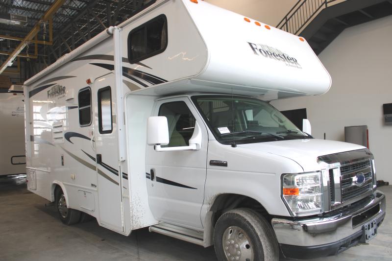 VR Classe C Forest River  2013 à vendre