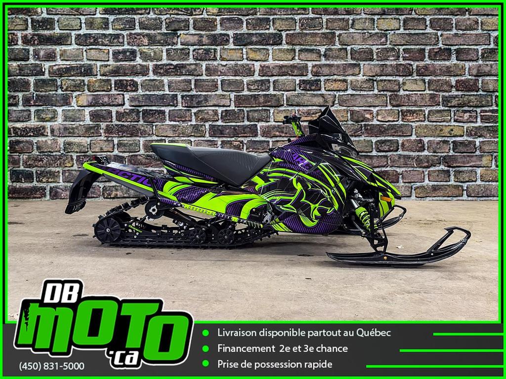 Motoneige Arctic Cat ZR 9000 THUNDERCAT 137 MODIFI 2019 à vendre