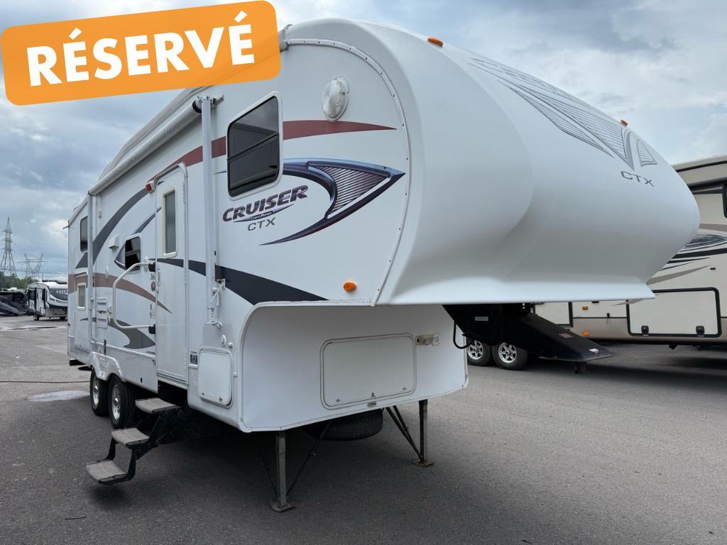 Caravane à sellette Cruiser  2011 à vendre