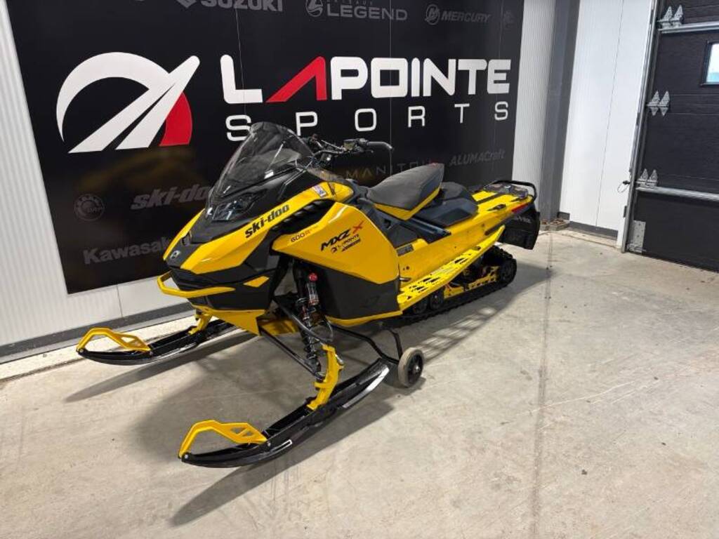 Motoneige Ski-Doo  2024 à vendre