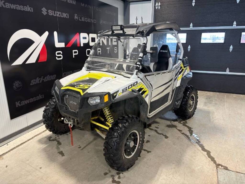 VTT Côte-à-côte Polaris RZR 2014 à vendre