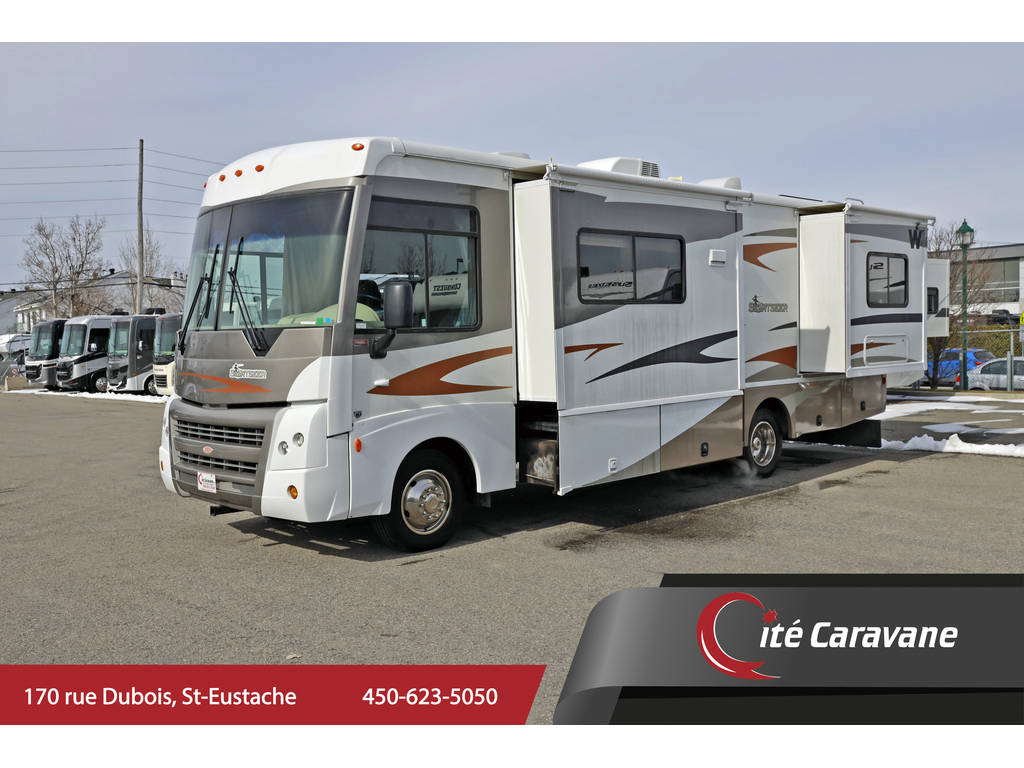 VR Classe A Winnebago  2008 à vendre