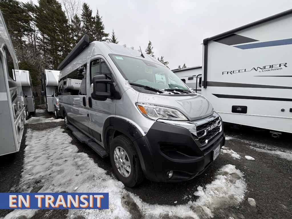 VR Classe B Thor Motor Coach  2023 à vendre