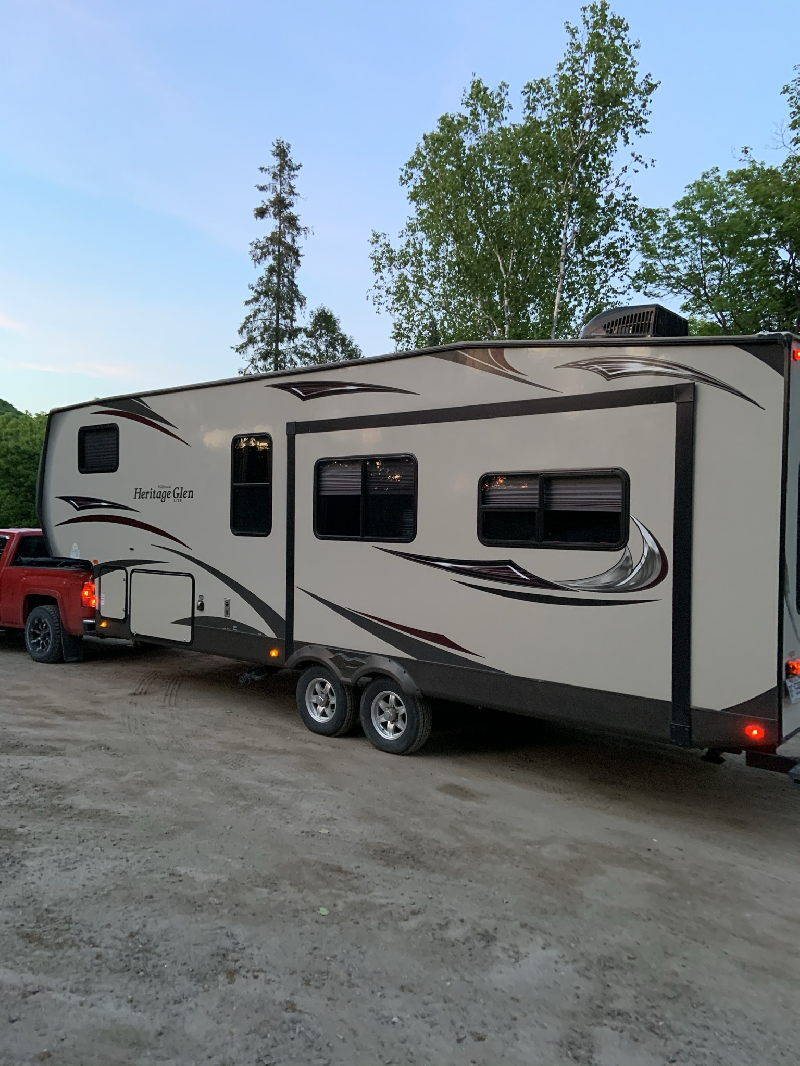 Caravane à sellette Heritage Glen 266 RL 2015 à vendre
