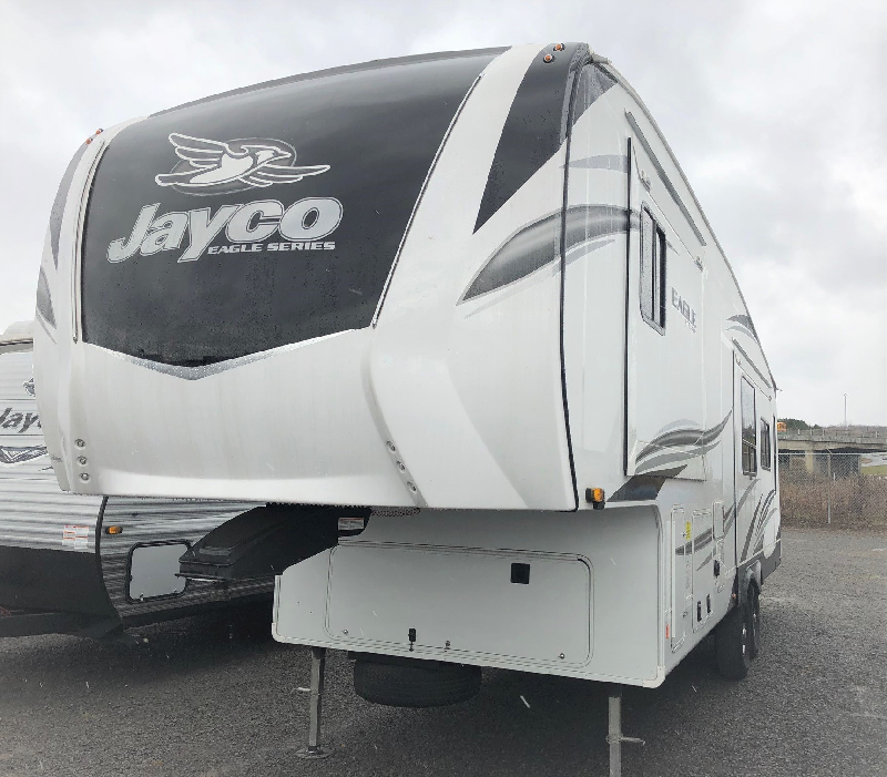Caravane à sellette Jayco Eagle HT 28.5RSTS Modern Farmhouse 28.5RSTS 2021 à vendre