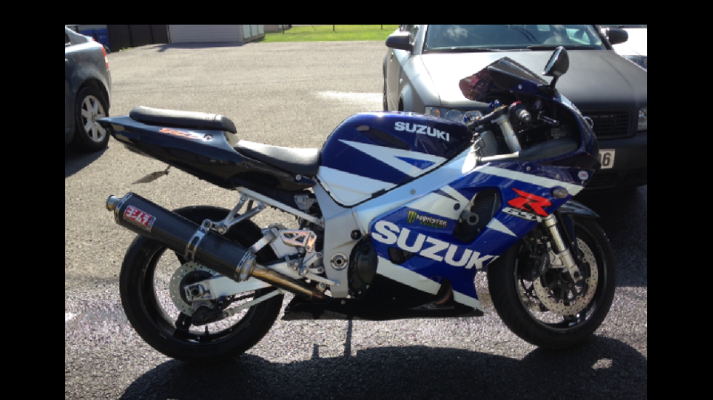 Moto sport Suzuki GSX-R750 2003 à vendre