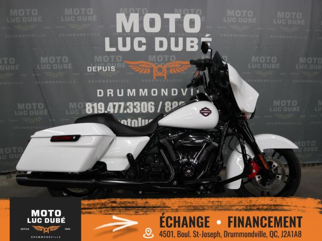 Moto routière - Moto cruiser Harley-Davidson FLHXS Street Glide Special 2017 à vendre